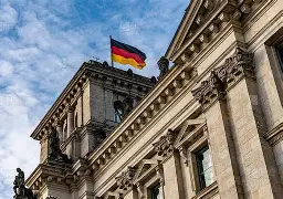 体育赛事-德国杯倒计时，休斯敦火箭今晨完成体检，细节引发关注，引发热议，轮换策略成焦点(休斯敦火箭新闻火箭最新动态)