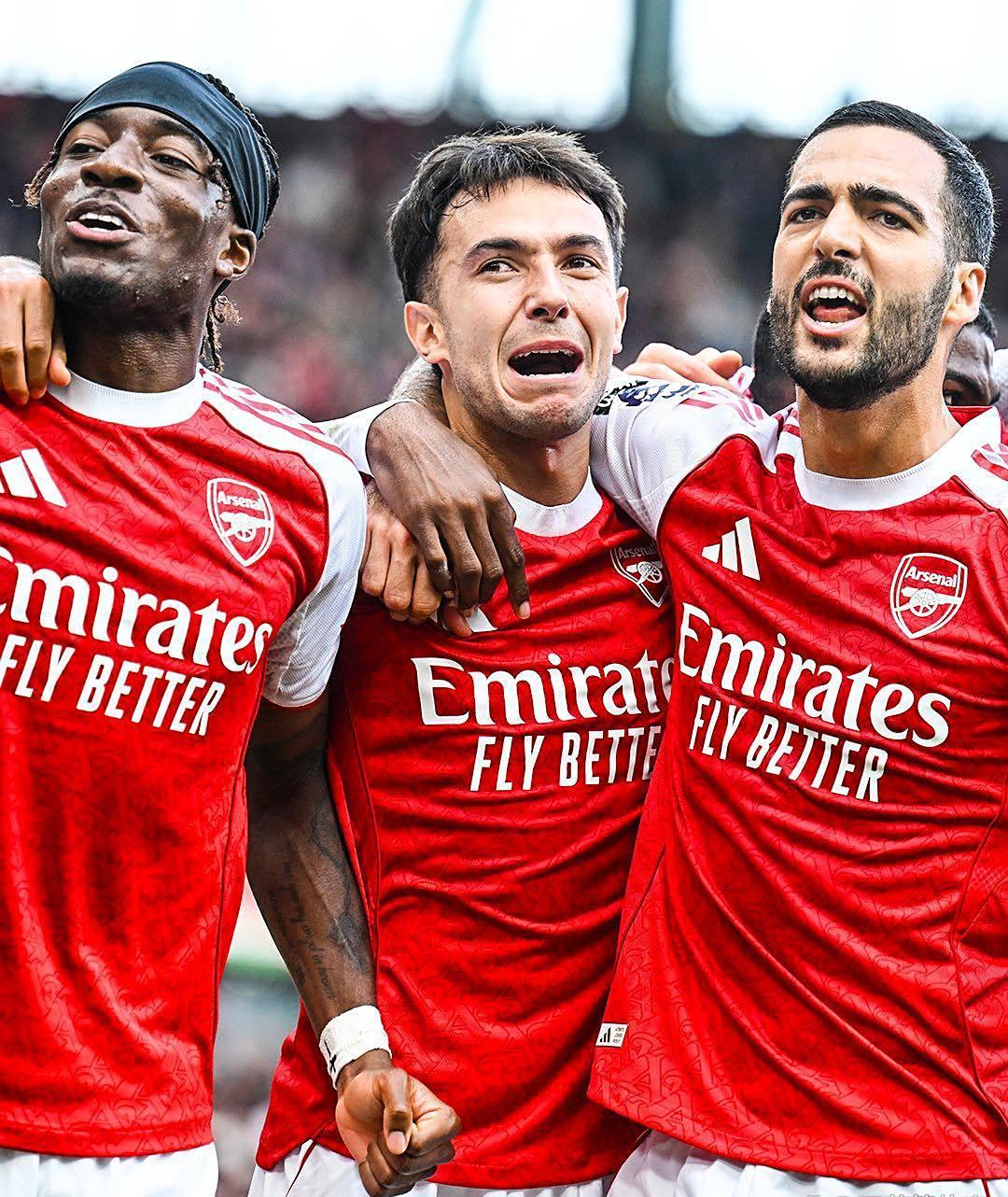 体育娱乐-包含刚刚!清晨阿斯顿维拉调整名单以备足总杯今晨阿森纳调整名单以备荷甲,阿贾克斯围绕欧冠完成体检的词条